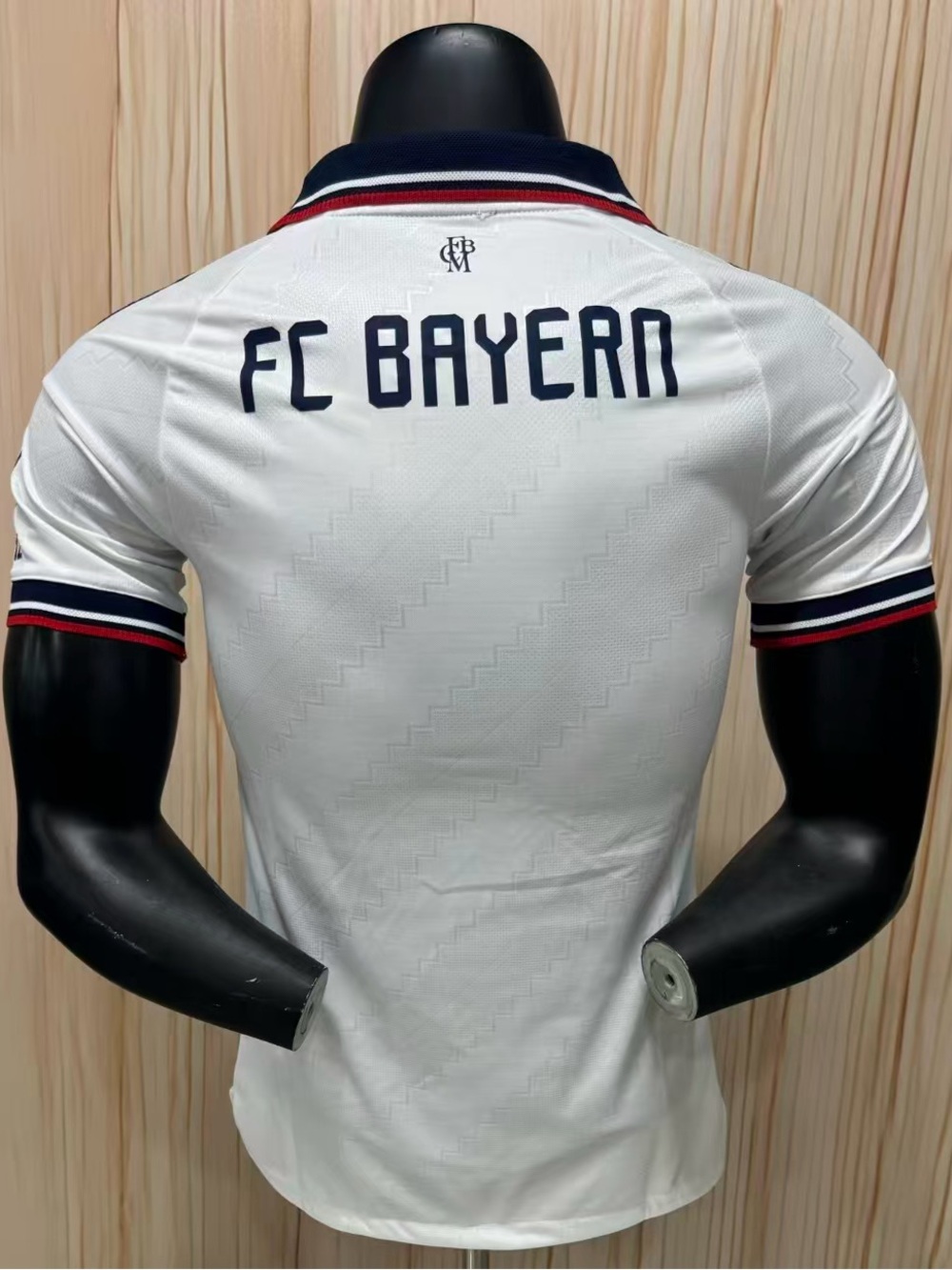 adidas White and Navy Bayern Munich Football Jersey with Red Trim - Picture 2 of 4